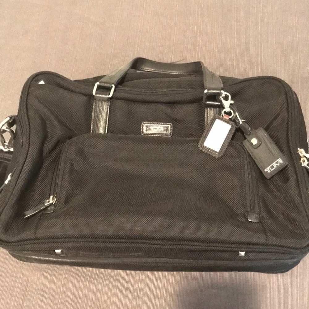 Tumi Slim Briefcase With Shoulder Strap Laptop Gem